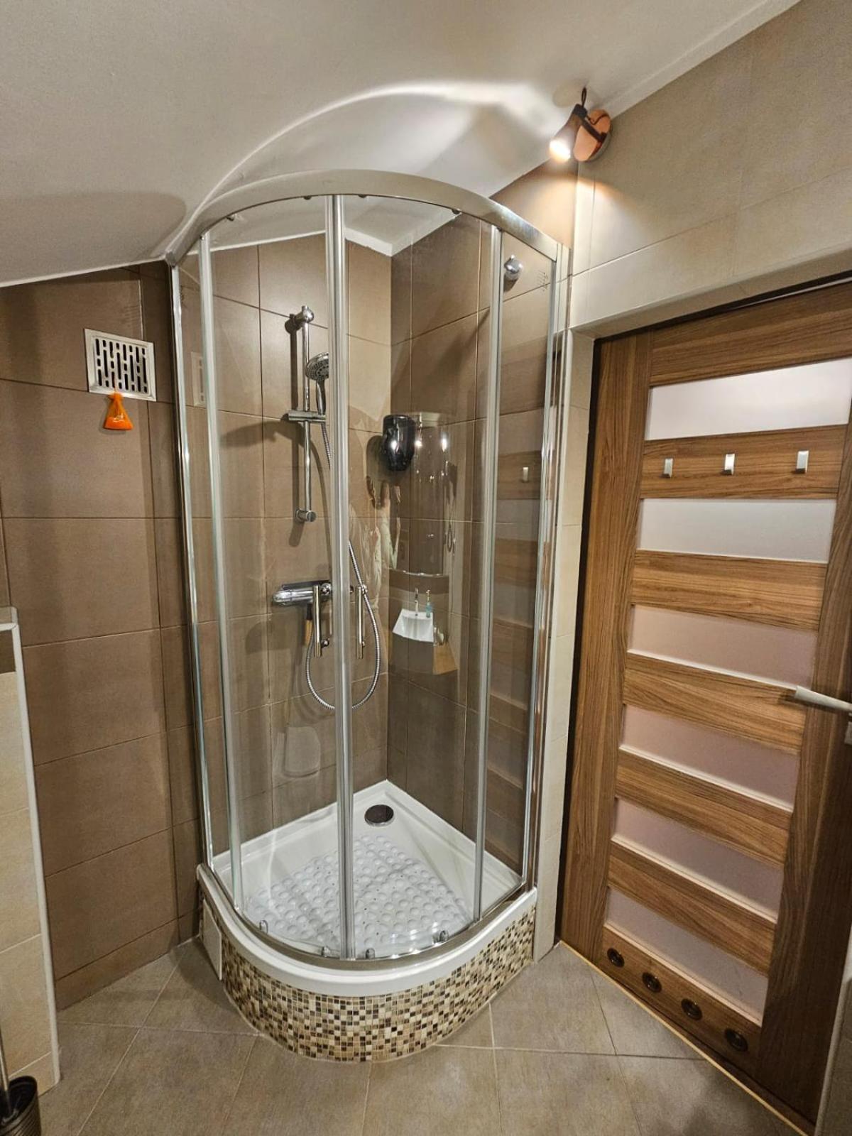 Oficyna Form - Apartament Dwupoziomowy แอลบลอง ภายนอก รูปภาพ