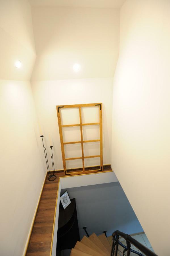 Oficyna Form - Apartament Dwupoziomowy แอลบลอง ภายนอก รูปภาพ